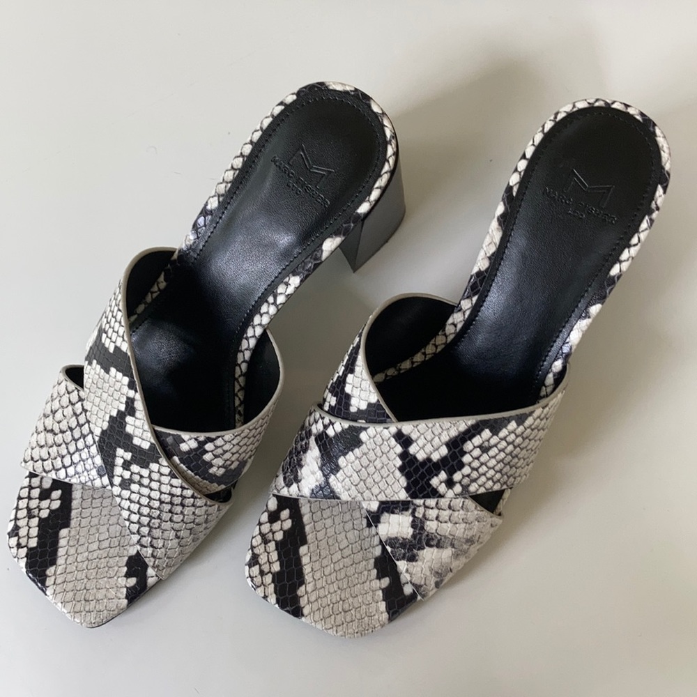 Marc Fisher, Size 7, Saydi Gray Leather Sandals